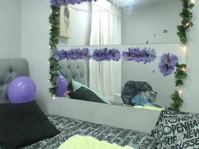 Live sex webcam photo for LanaBecc #274394124