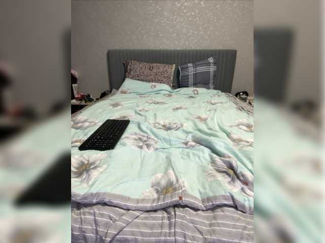 Live sex webcam photo for LanaDL18 #277759897