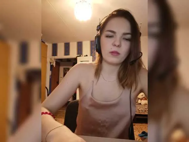 Live sex webcam photo for LanaDel2828 #271730533