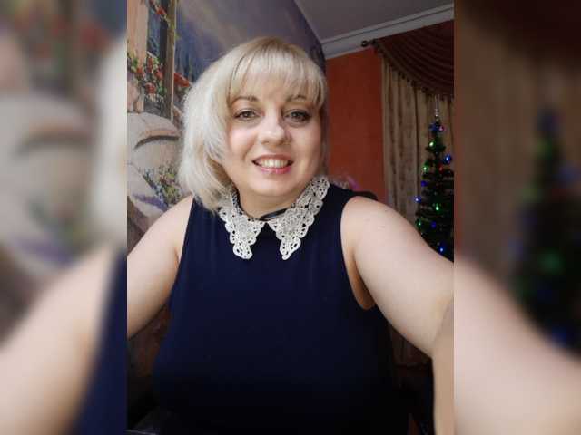 Live sex webcam photo for LanaSwet #271910421