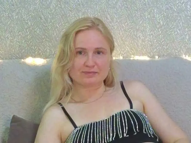 Live sex webcam photo for LanaviSmithe #278284411