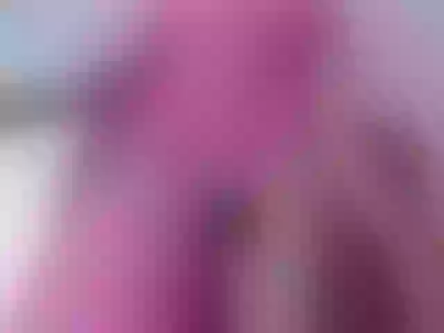 Live sex webcam photo for LannaBig33 #292156760