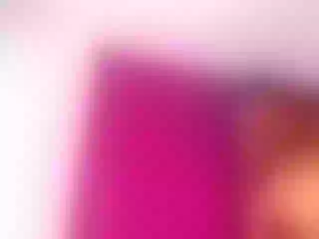 Live sex webcam photo for LannaBig33 #292175674