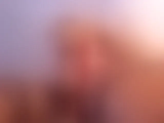 Live sex webcam photo for LannaBig33 #293182307