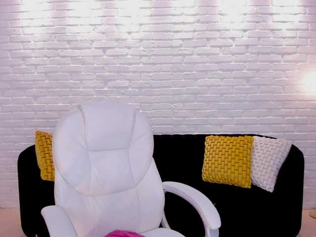 Live sex webcam photo for LannaSummer #272011258