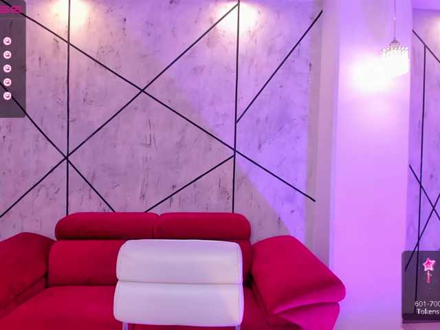 Live sex webcam photo for LannaSummer #274347719