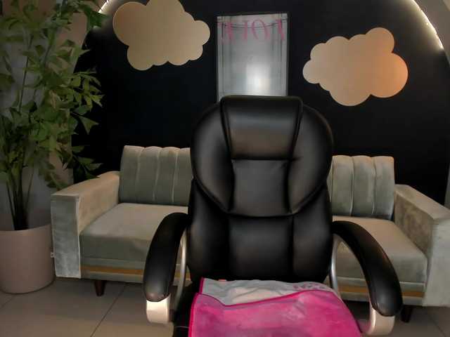 Live sex webcam photo for LannaSummer #276241465