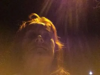 Live sex webcam photo for LanosX5 #122068852