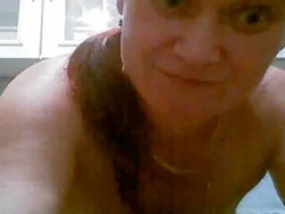 Live sex webcam photo for LanosX5 #131637611