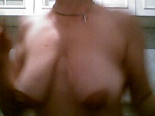 Live sex webcam photo for LanosX5 #131658339