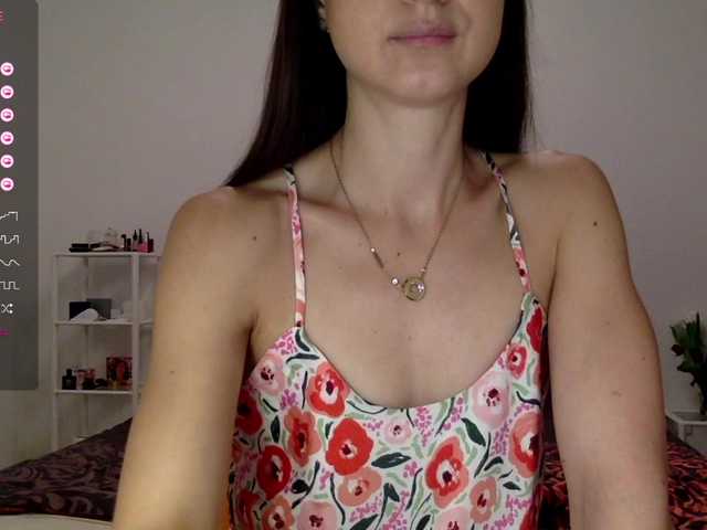 Live sex webcam photo for Lapochka2 #276650580