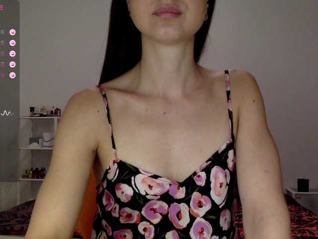 Live sex webcam photo for Lapochka2 #277204189
