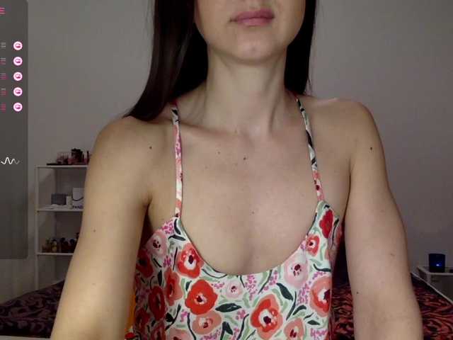 Live sex webcam photo for Lapochka2 #277612074