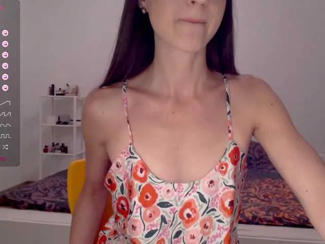 Live sex webcam photo for Lapochka2 #278300050