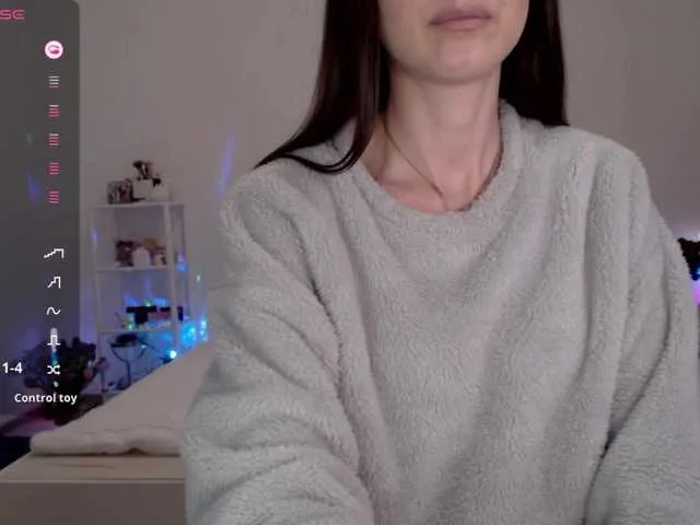 Live sex webcam photo for Lapochka2 #290484896