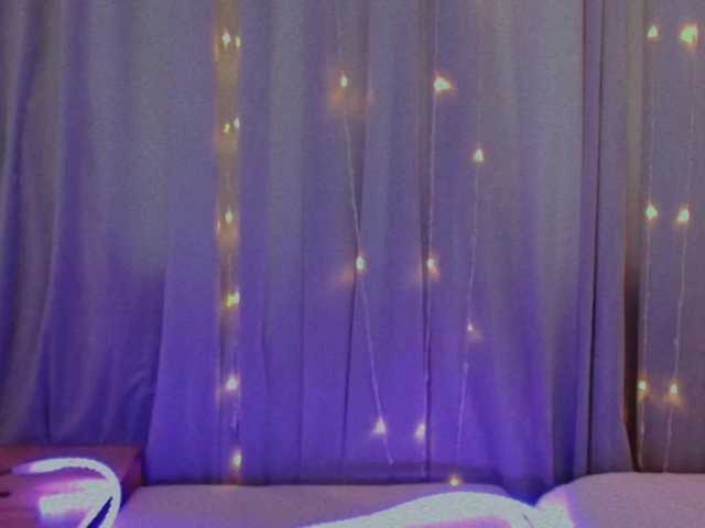 Live sex webcam photo for Lara1Taiber #274389626