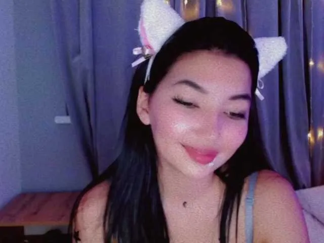 Live sex webcam photo for Lara1Taiber #274595711