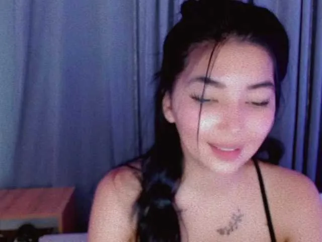 Live sex webcam photo for Lara1Taiber #274617179