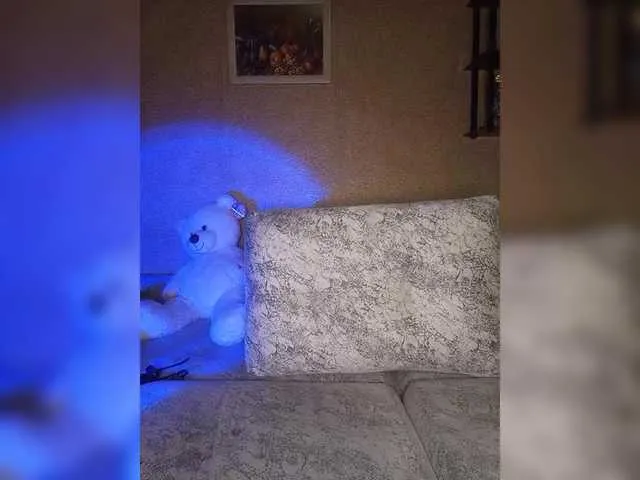 Live sex webcam photo for Lara551 #291198964