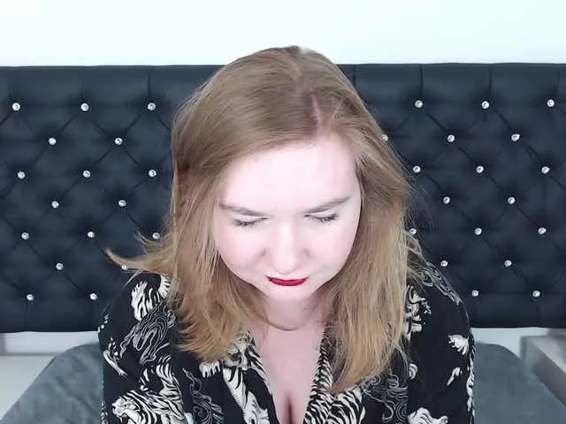 Live sex webcam photo for LaraAngel #290556974