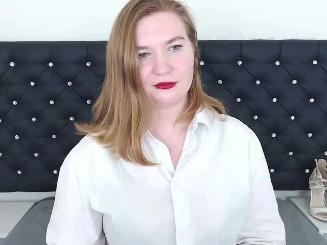 Live sex webcam photo for LaraAngel #290610506