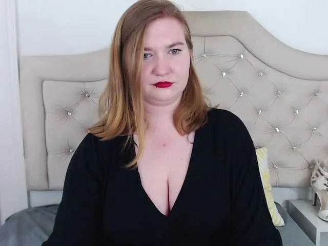 Live sex webcam photo for LaraAngel #290662843