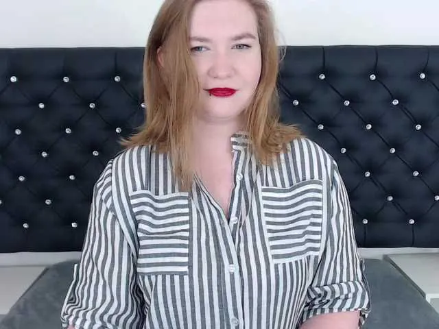 Live sex webcam photo for LaraAngel #290745030