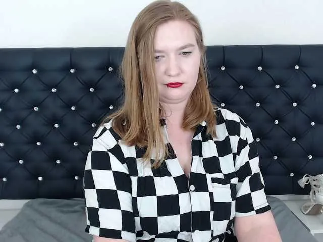 Live sex webcam photo for LaraAngel #290929946