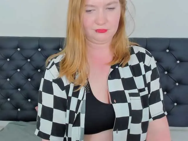 Live sex webcam photo for LaraAngel #291017806