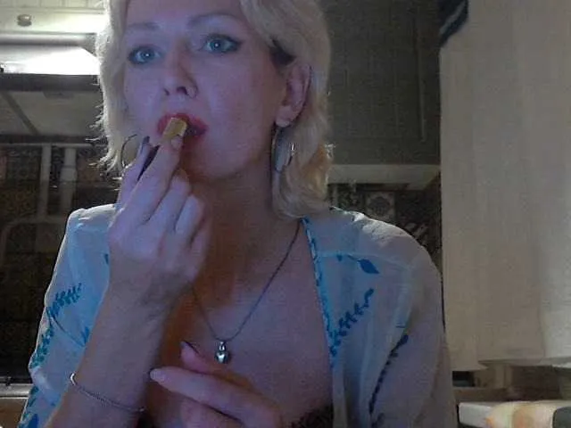 Live sex webcam photo for LaraEva #276699839