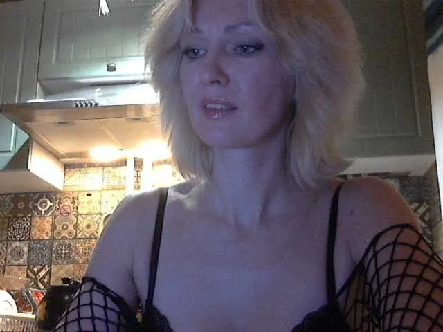 Live sex webcam photo for LaraEva #276903613