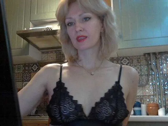 Live sex webcam photo for LaraEva #277440137