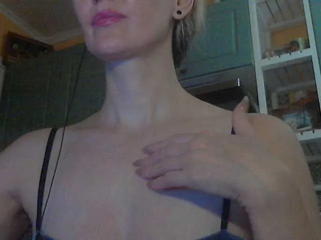 Live sex webcam photo for LaraEva #290977942