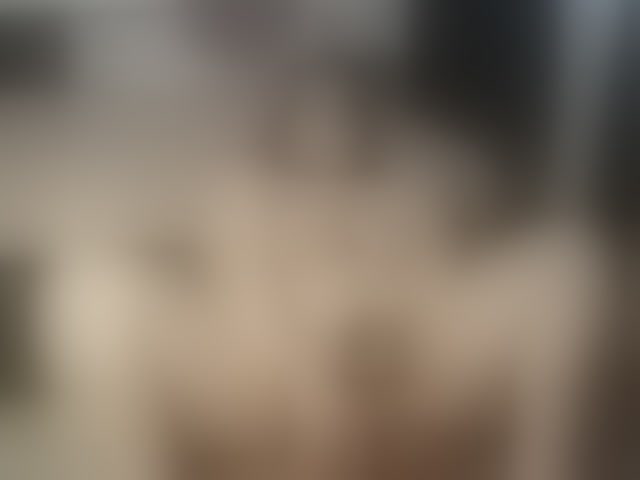 Live sex webcam photo for LaraHartt #294216838