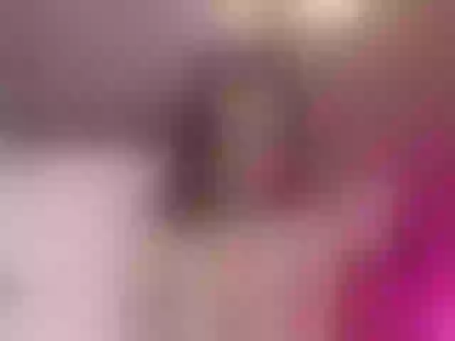 Live sex webcam photo for LaraKennt #290571885