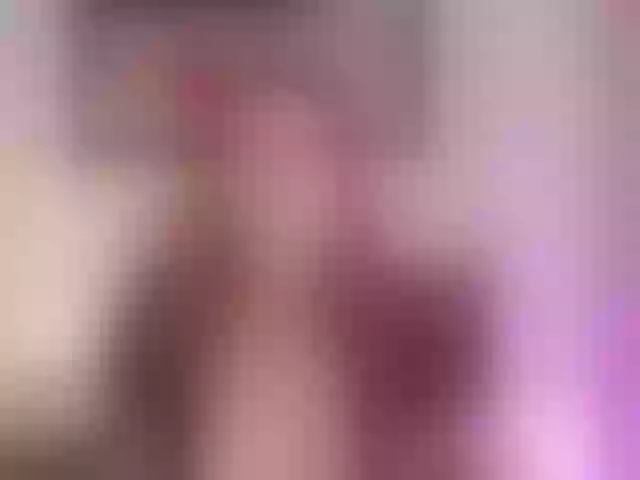 Live sex webcam photo for LaraNix #276810681