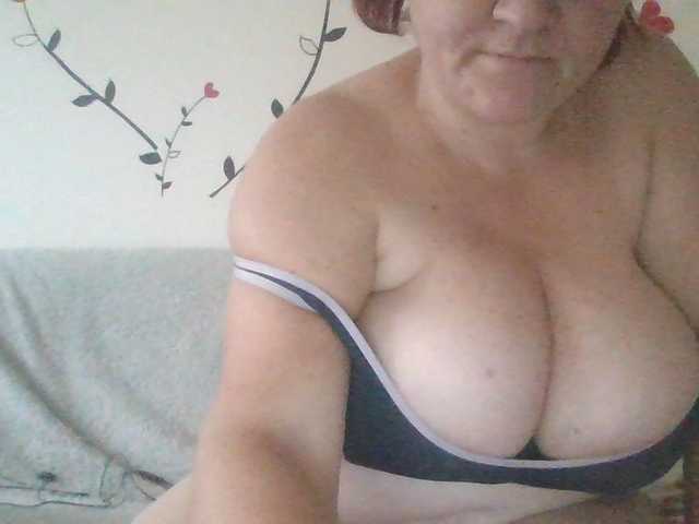 Live sex webcam photo for LaraXXX33 #291136422