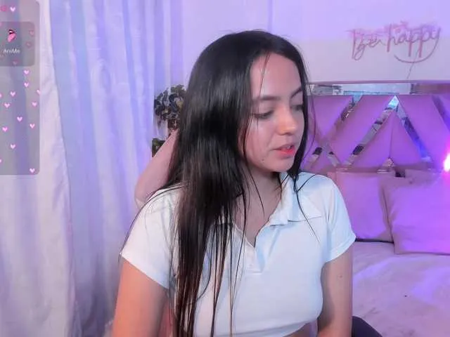 Live sex webcam photo for Laraa-tay #291052646