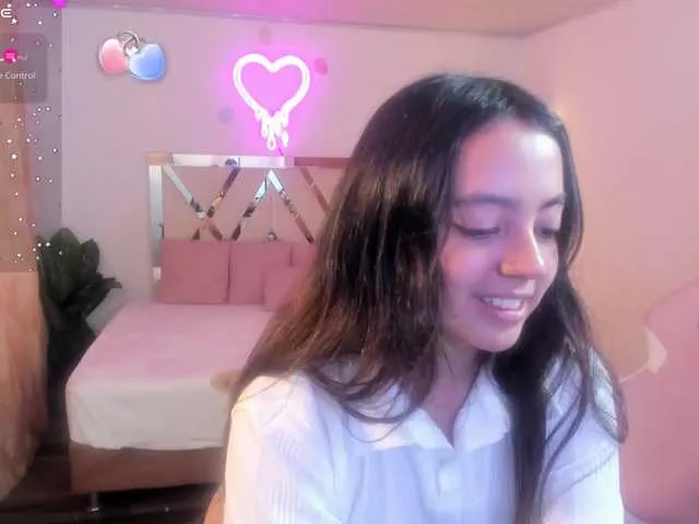 Live sex webcam photo for Laraa-tay #291131216
