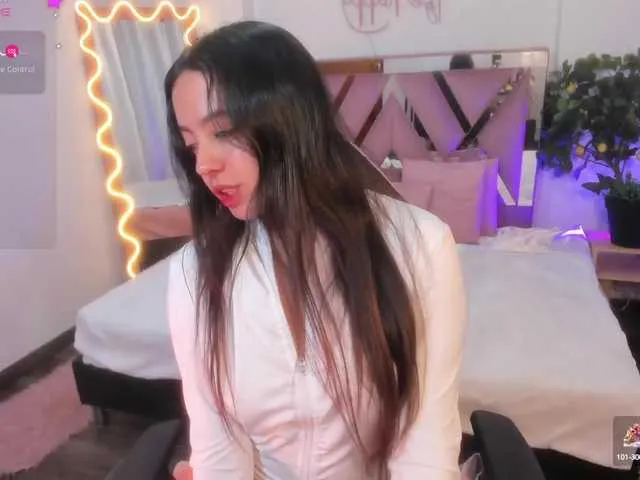 Live sex webcam photo for Laraa-tay #291191387