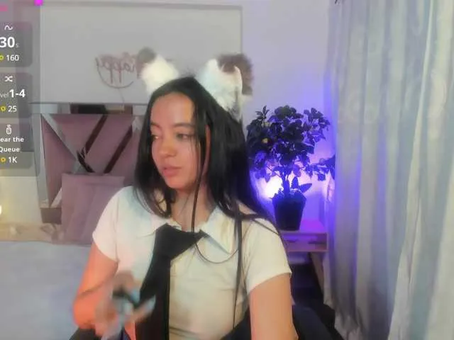 Live sex webcam photo for Laraa-tay #291239740