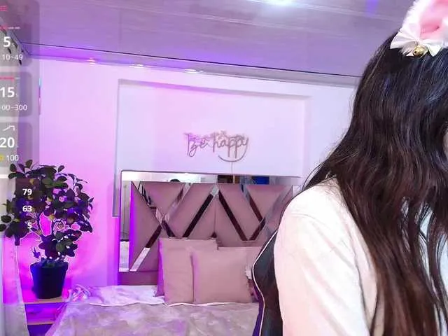 Live sex webcam photo for Laraa-tay #291340431