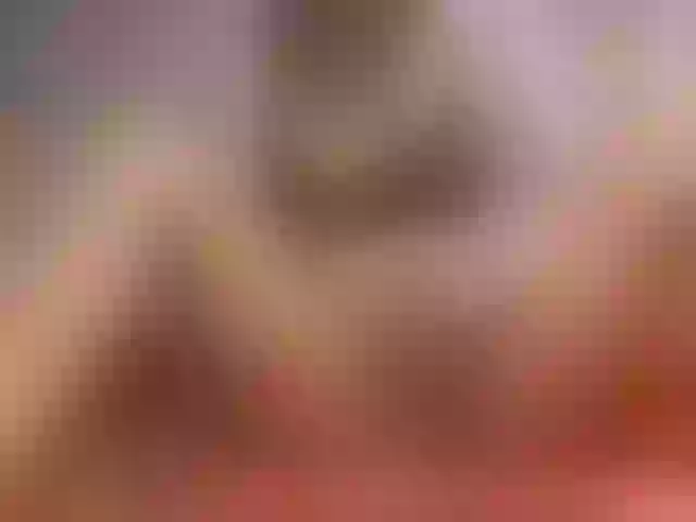 Live sex webcam photo for Larah- #275618748