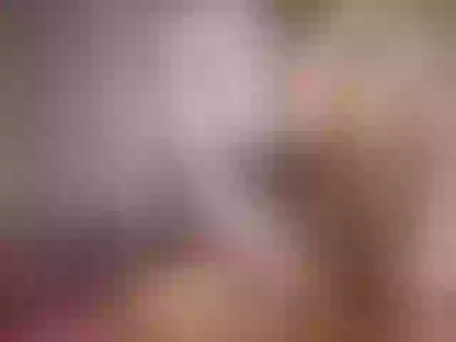 Live sex webcam photo for Larah- #276120672