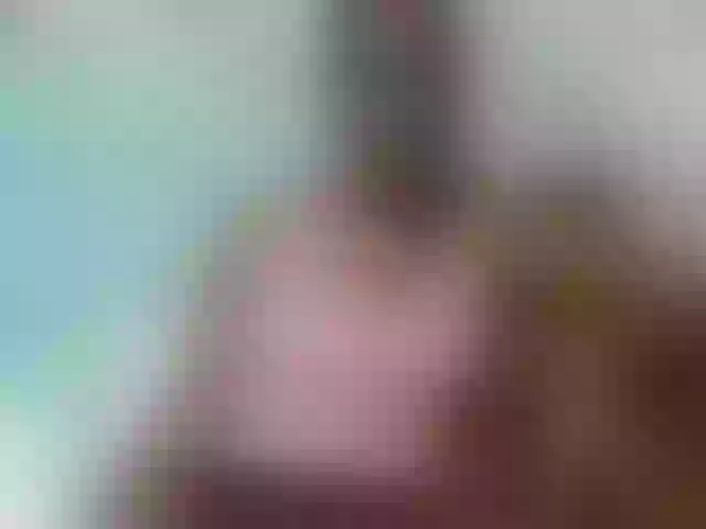 Live sex webcam photo for Larah00 #292217286