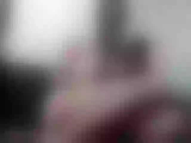 Live sex webcam photo for Larah00 #292248661