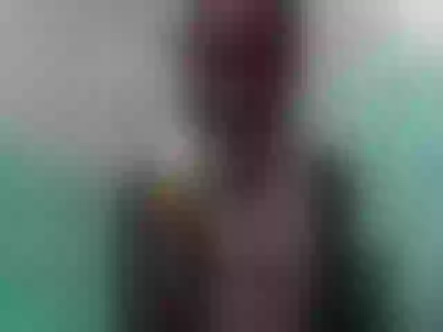 Live sex webcam photo for Larah00 #292262735