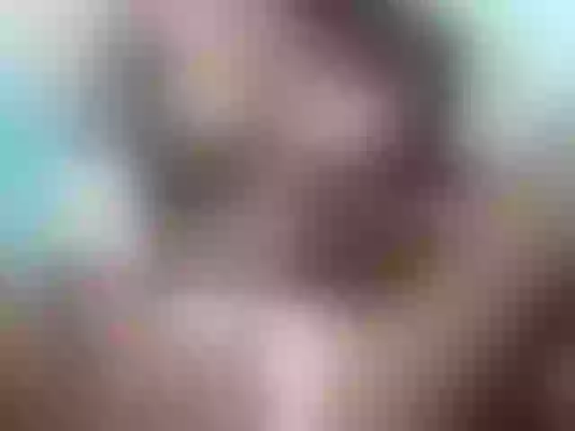 Live sex webcam photo for Larah00 #292278784