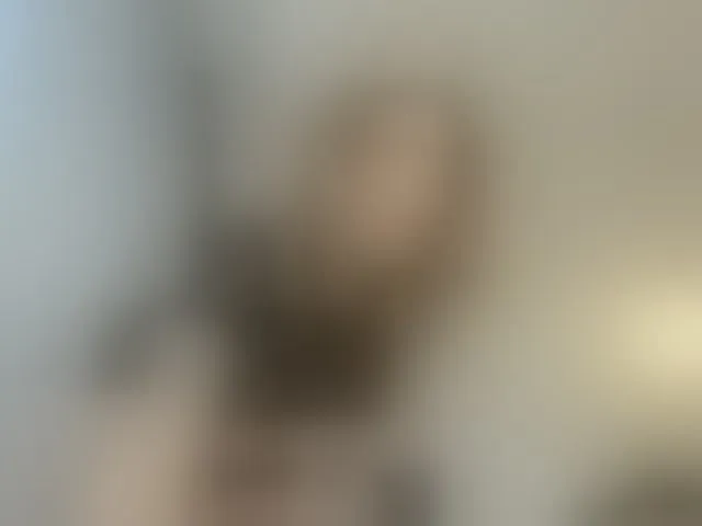 Live sex webcam photo for Laranya #292981412