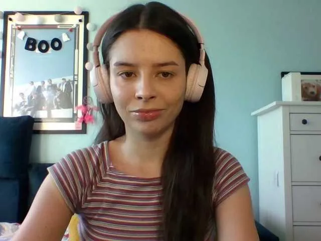 Live sex webcam photo for Larice #290805635